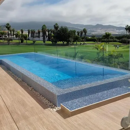 Willa Luxury Rebeka - Heated Pool And Jacuzzi *