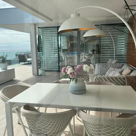 Willa Luxury Rebeka - Heated Pool And Jacuzzi *
